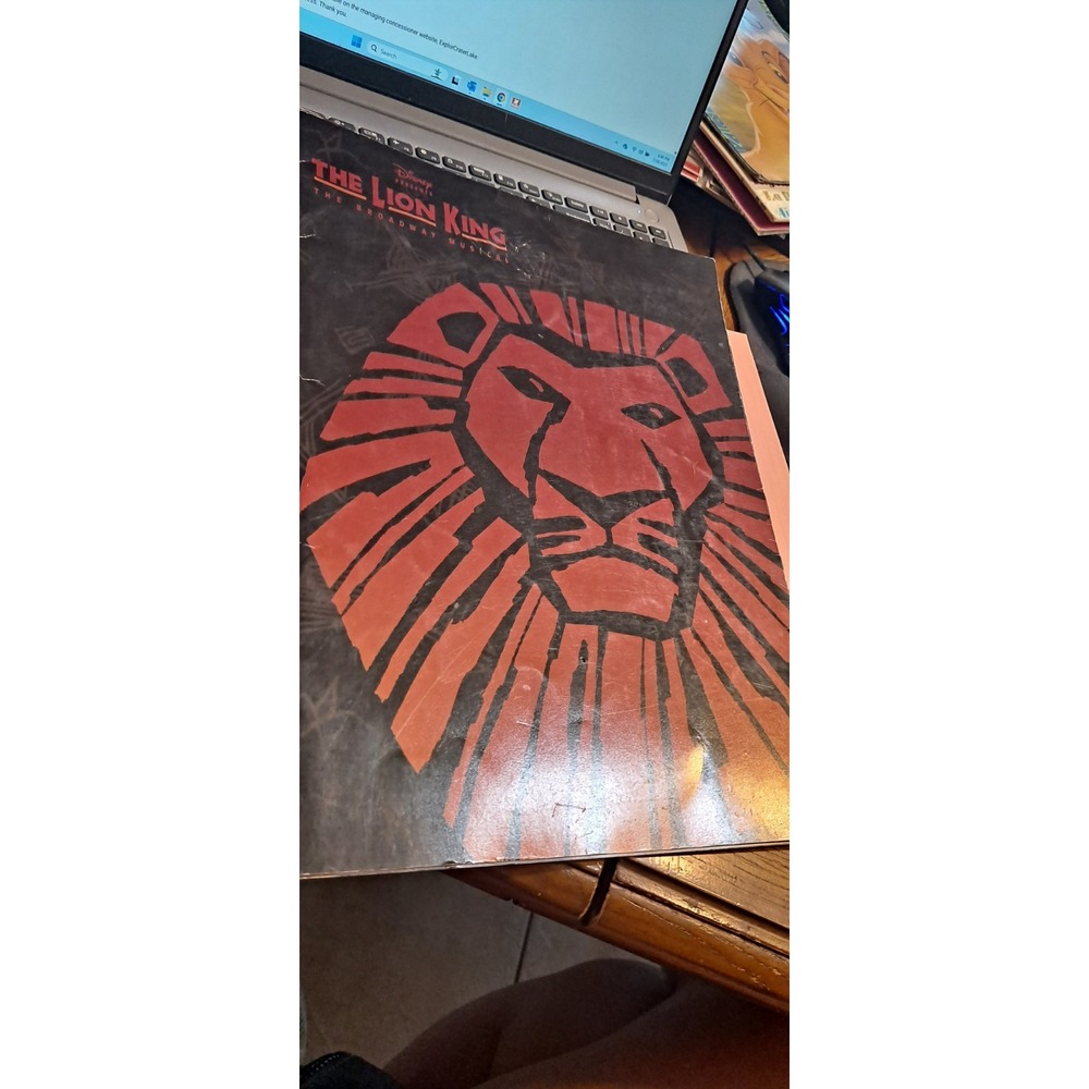 Vintage 1997 The Lion King Souvenir‎ Program Broadway Musical Disney Elton John